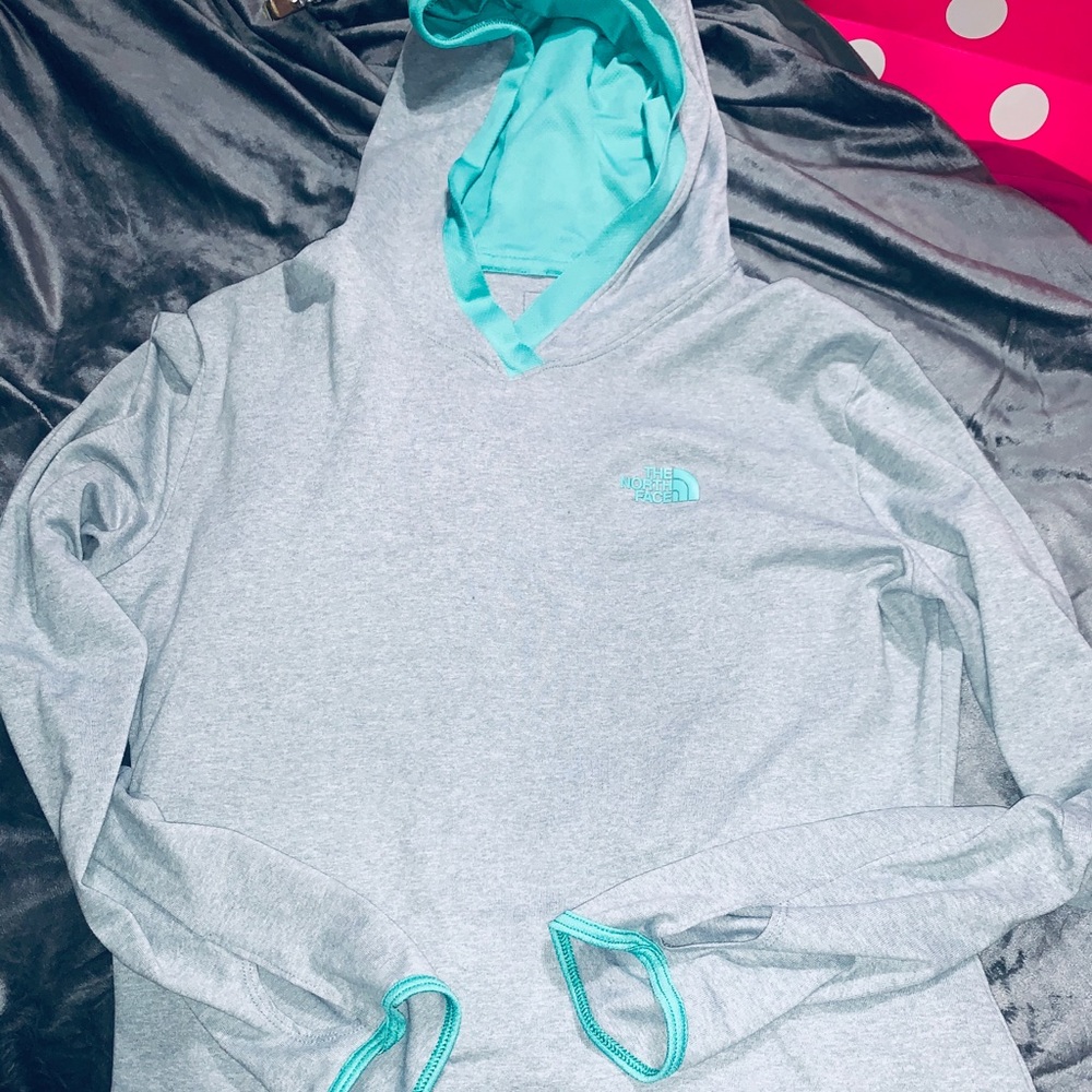 The North Face Women’s Hooded Shirt